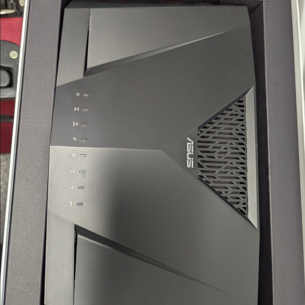 Asus AC 3100 Wi-Fi Router - Picture 3 of 5